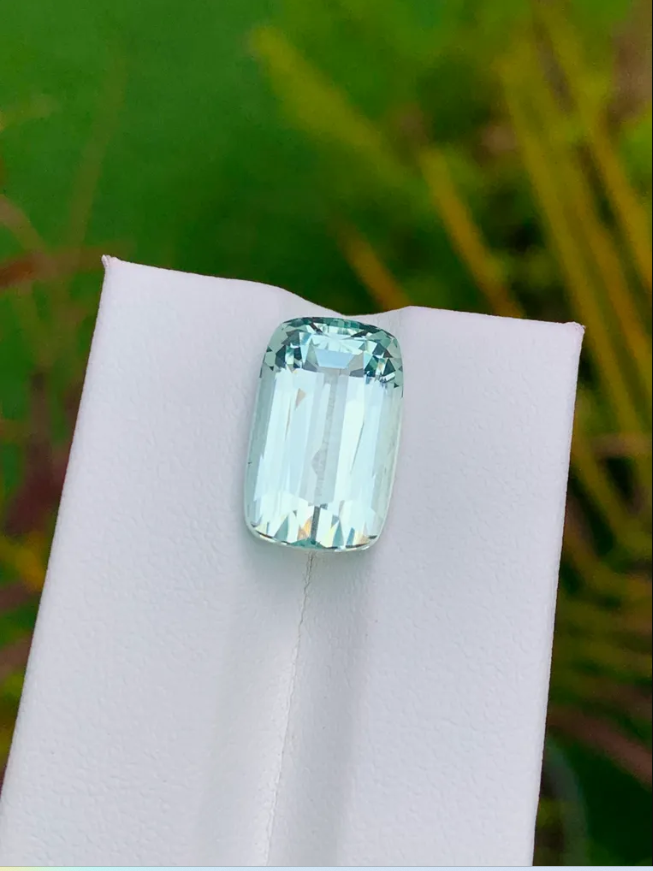 Gem Stone - Variety (Aqua Marine) - Color (Blue Green) - Shape (cushion) - Species (Natural Beryl) - 10.81-carat