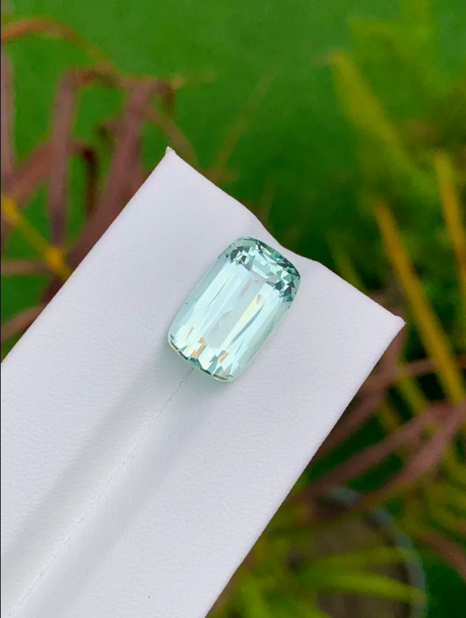 Gem Stone - Variety (Aqua Marine) - Color (Blue Green) - Shape (cushion) - Species (Natural Beryl) - 10.81-carat