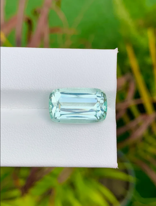 Gem Stone - Variety (Aqua Marine) - Color (Blue Green) - Shape (cushion) - Species (Natural Beryl) - 10.81-carat